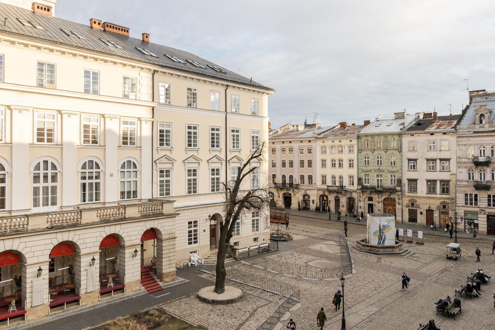 Inshiapartments On Rynok Square Leópolis Exterior foto